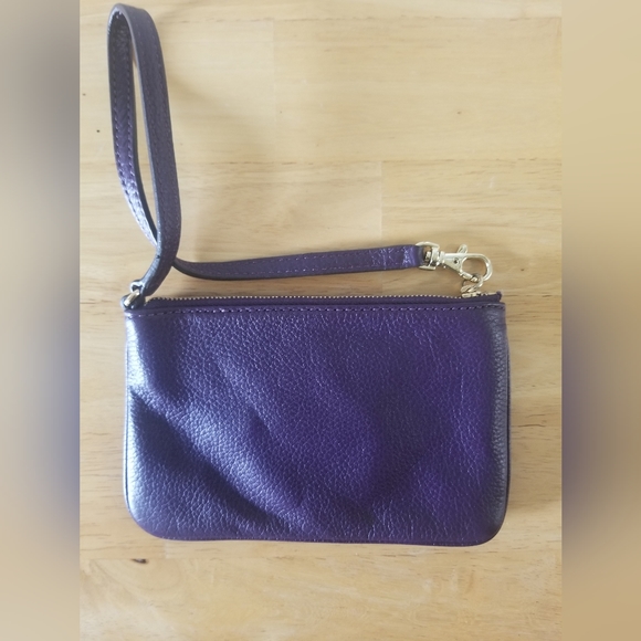 Michael Kors Wristlet - Picture 2 of 5